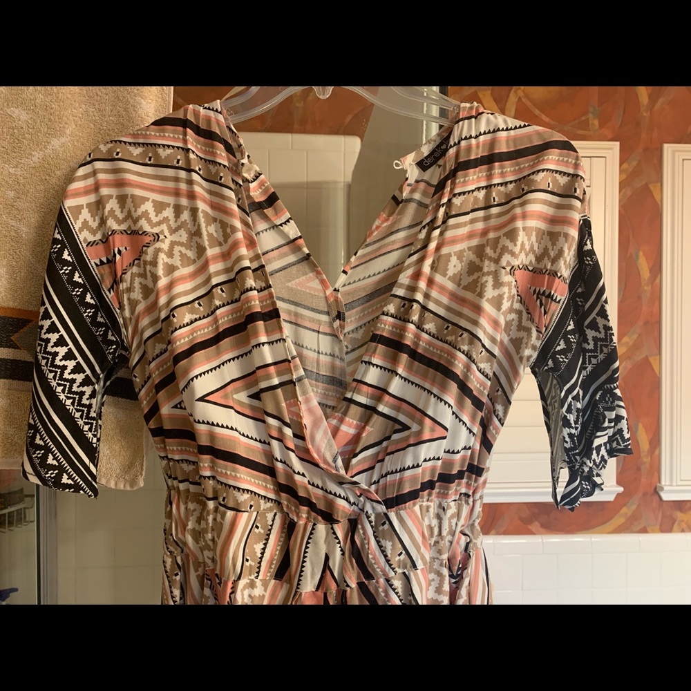Romper - Picture 2 of 3